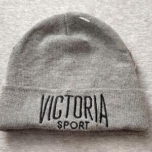 VICTORIA'S SECRET SPORT WOMENS WINTER 🥶❄️🥶❄️ BEANIE